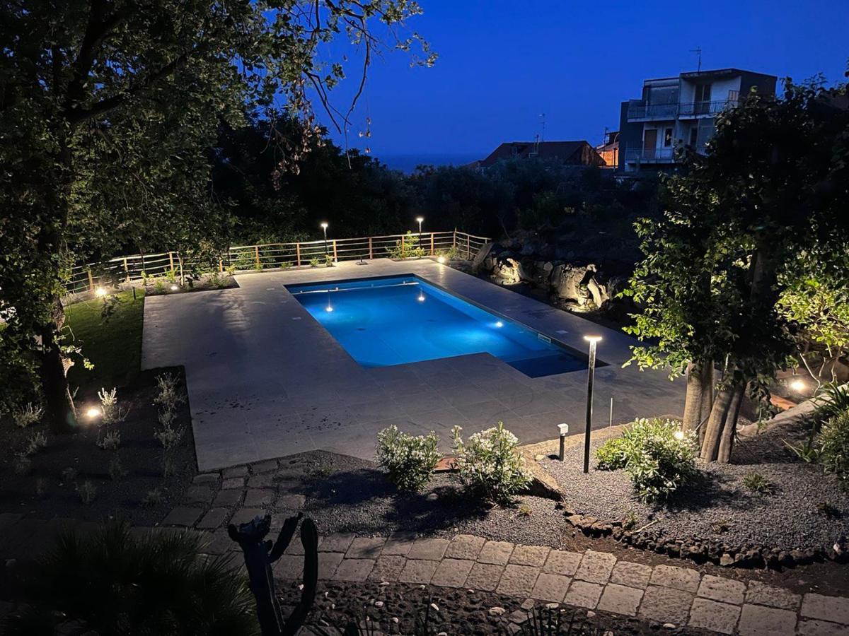 Etna Tra Le Querce Villa Santa Venerina Exterior foto
